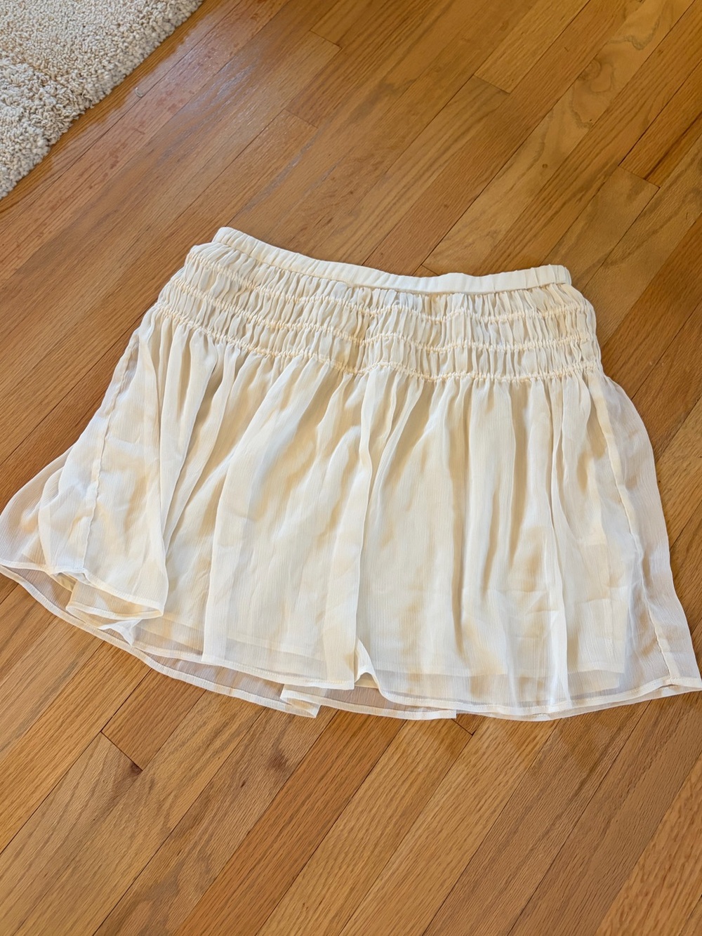 Banana Republic Women’s Cream Smocked Waist Chiffon Skirt